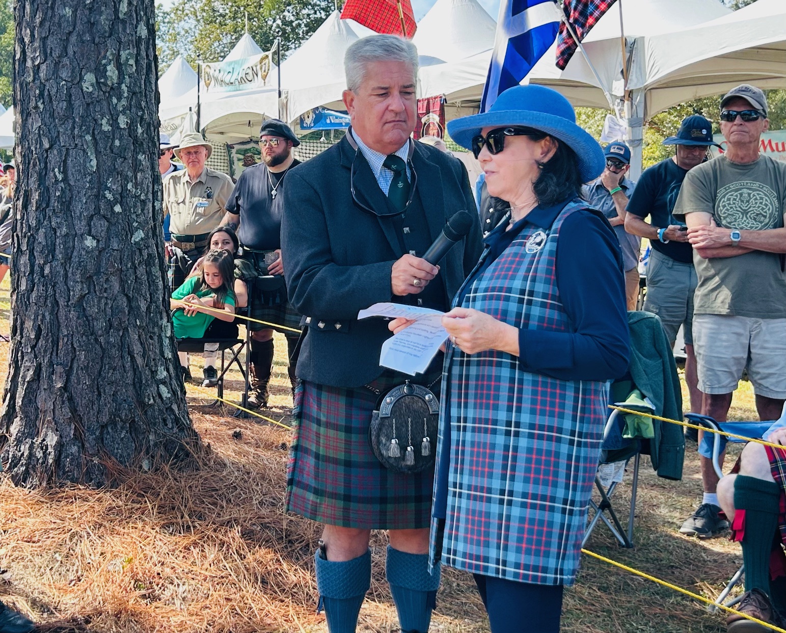 Mary Ann Masters receiving Scottish Organization Recognition Award